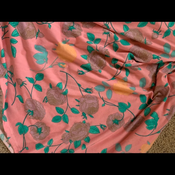 Super cute floral Madison - Picture 2 of 2